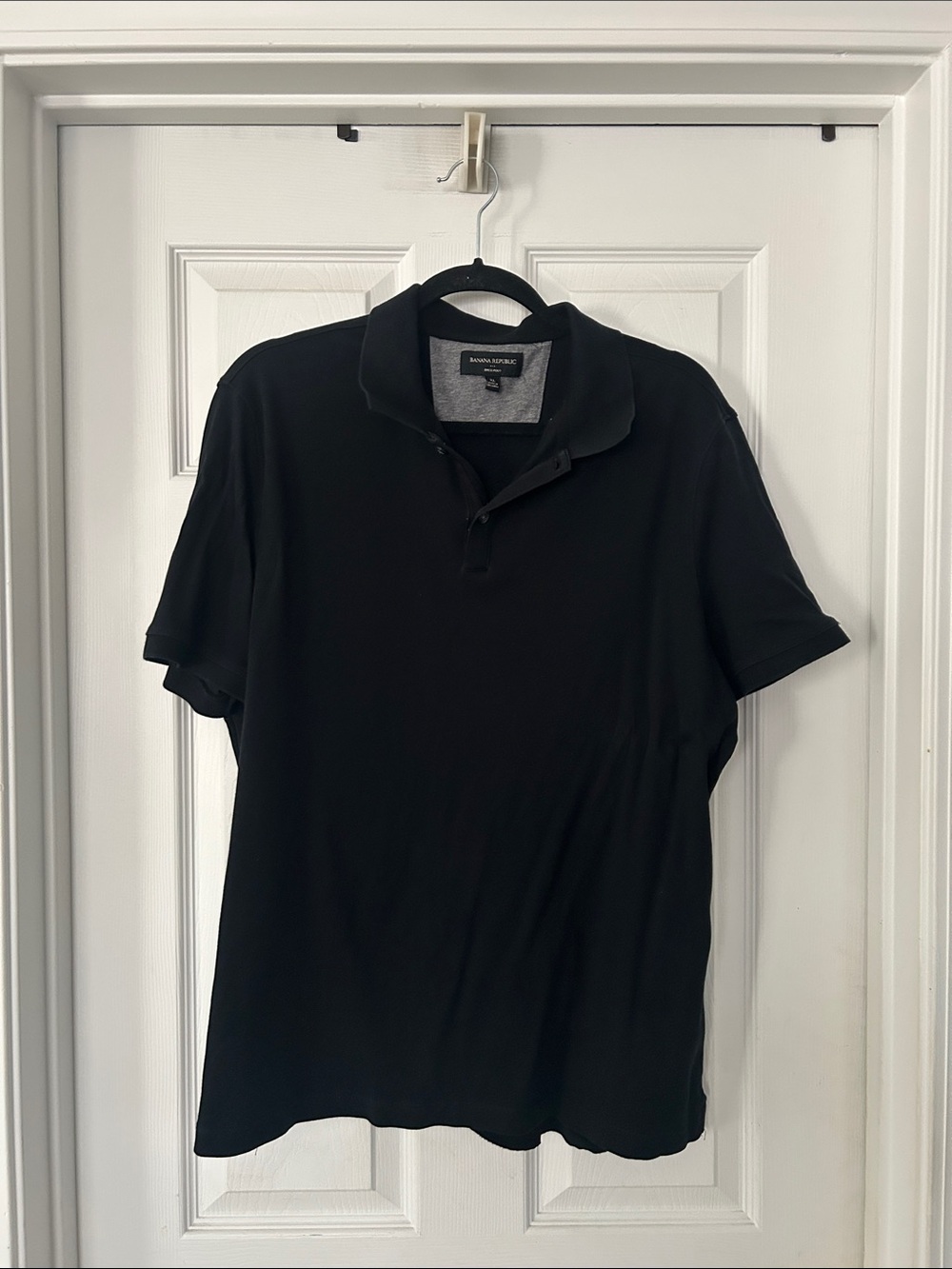 Banana Republic Men's Black  Luxury Touch Polo Shirt
